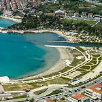 بيت للعطل Family Friendly House With A Swimming Pool Gornje Sitno, Split - 20009