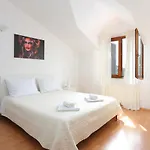 Family Friendly House With A Swimming Pool Gornje Sitno, Split - 20009 بيت للعطل