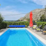 Family Friendly House With A Swimming Pool Gornje Sitno, Split - 20009 بيت للعطل
